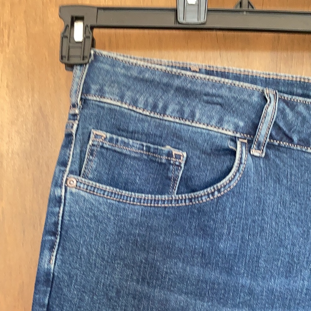 Relisted Lee midrise Bermuda short denim soft premium stretch fabric 22W - Picture 15 of 17